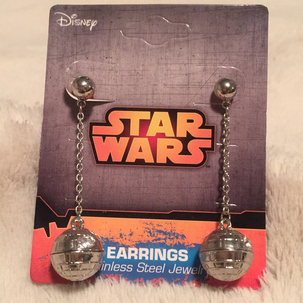 NWT Star Wars Death Star 3D Dangle Earrings